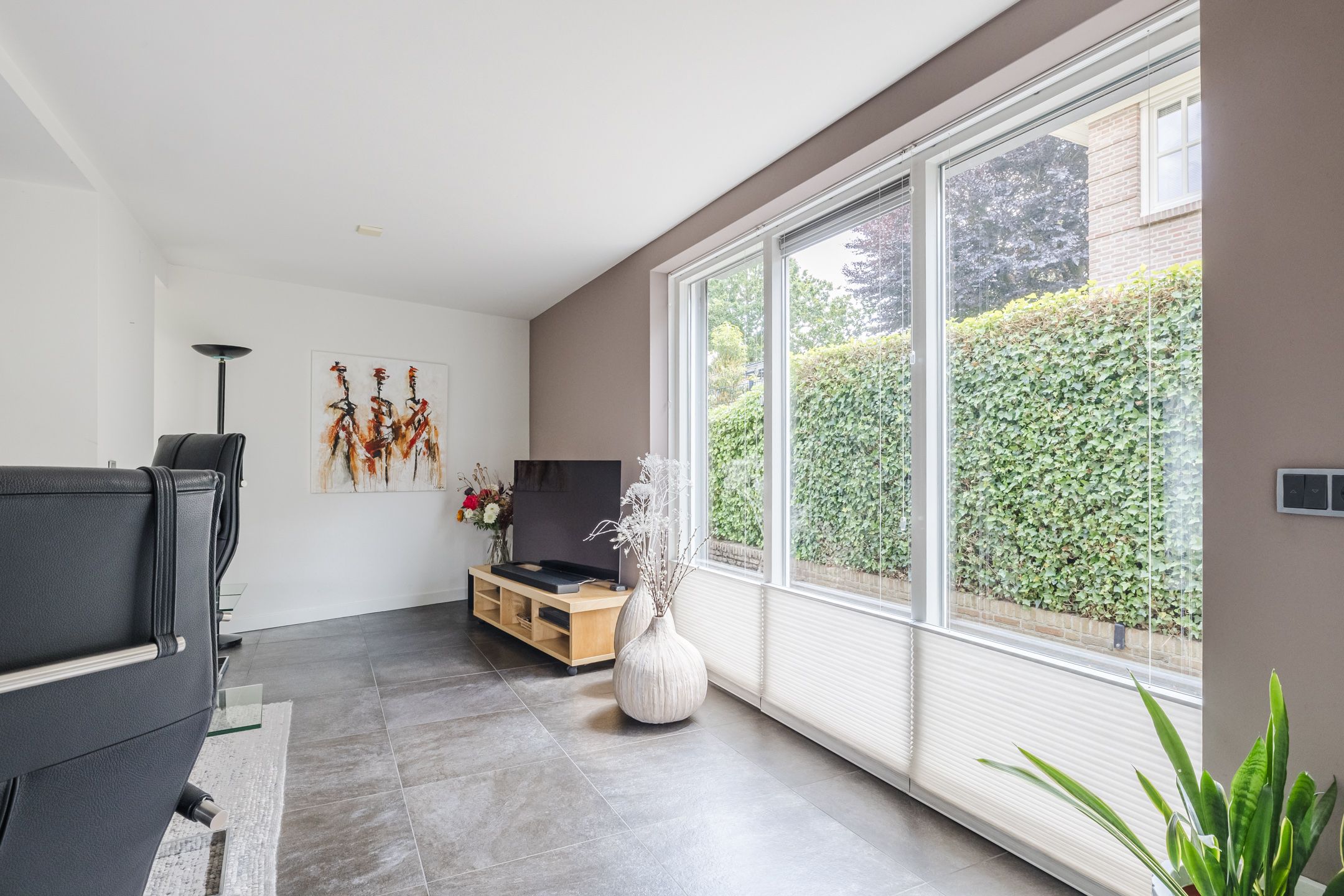 Foto 12 van van Limburg Stirumstraat 62