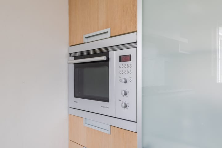 Foto 20 van van Limburg Stirumstraat 62