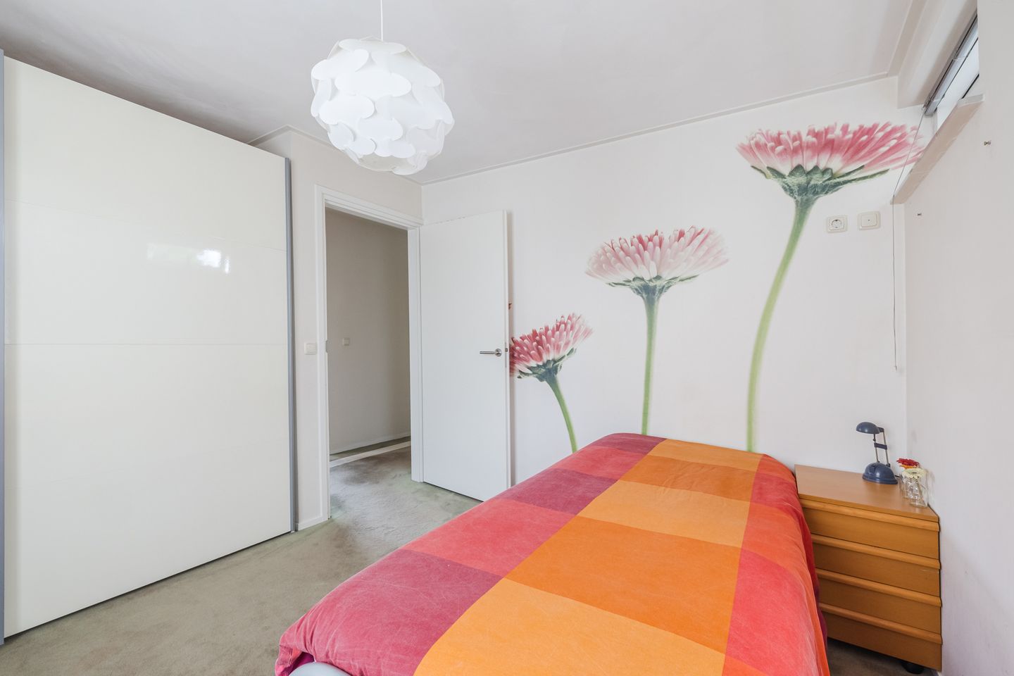 Foto 34 van van Limburg Stirumstraat 62