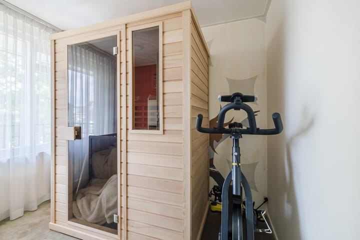 Foto 36 van van Limburg Stirumstraat 62