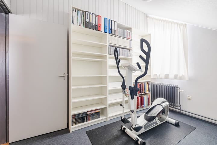 Foto 47 van van Limburg Stirumstraat 62