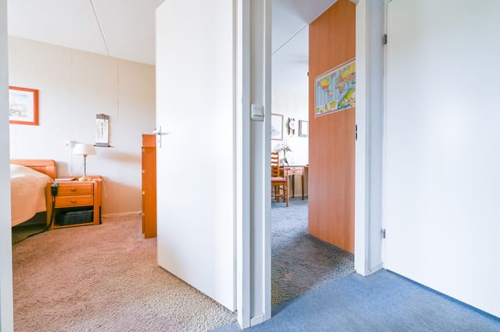 Foto 15 van Looijersdijk 51