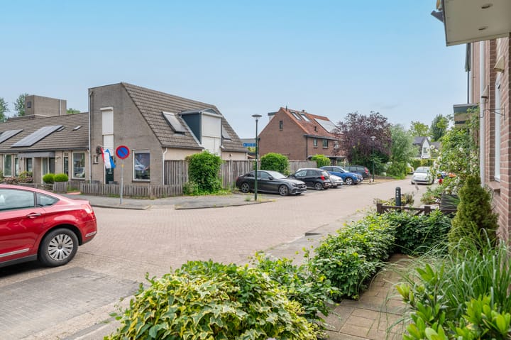 Foto 39 van Looijersdijk 51