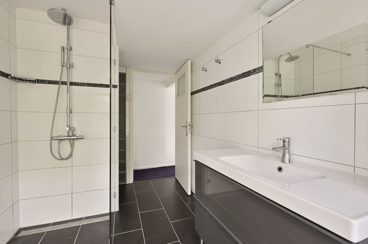 Foto 17 van St. Vitusstraat 33