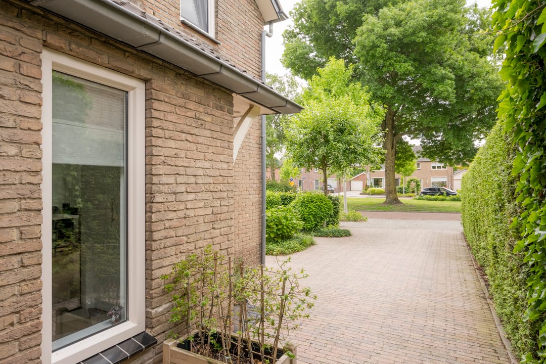 Foto 38 van Bernhardstraat 42