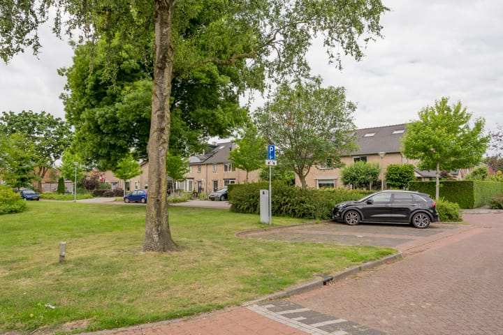 Foto 44 van Bernhardstraat 42