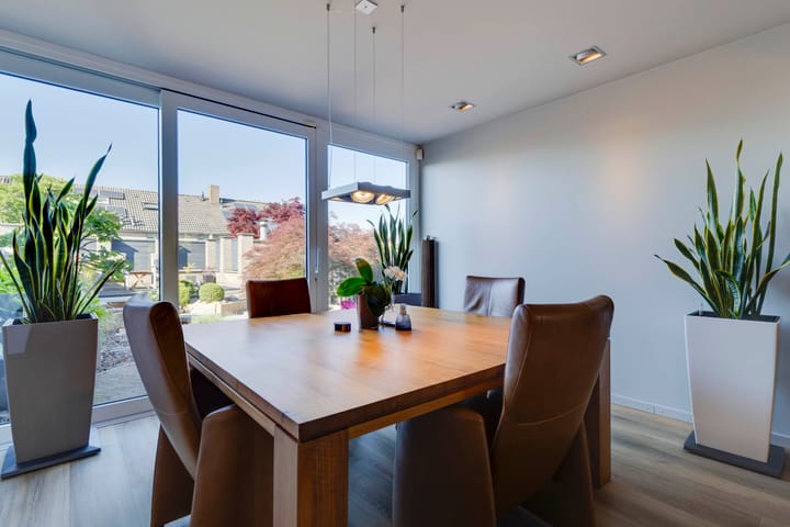 Photo 9 of Merelstraat 3