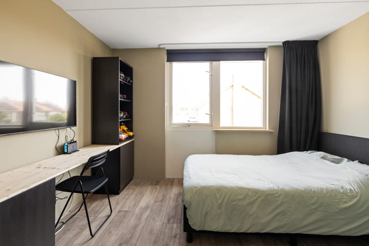 Foto 12 van Meester J. de Vriesstraat 35