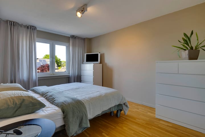 Photo 23 of Merelstraat 3