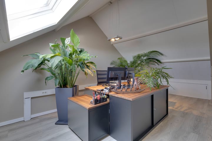 Photo 34 of Merelstraat 3