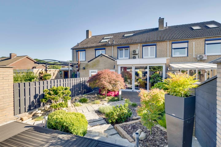 Photo 39 of Merelstraat 3