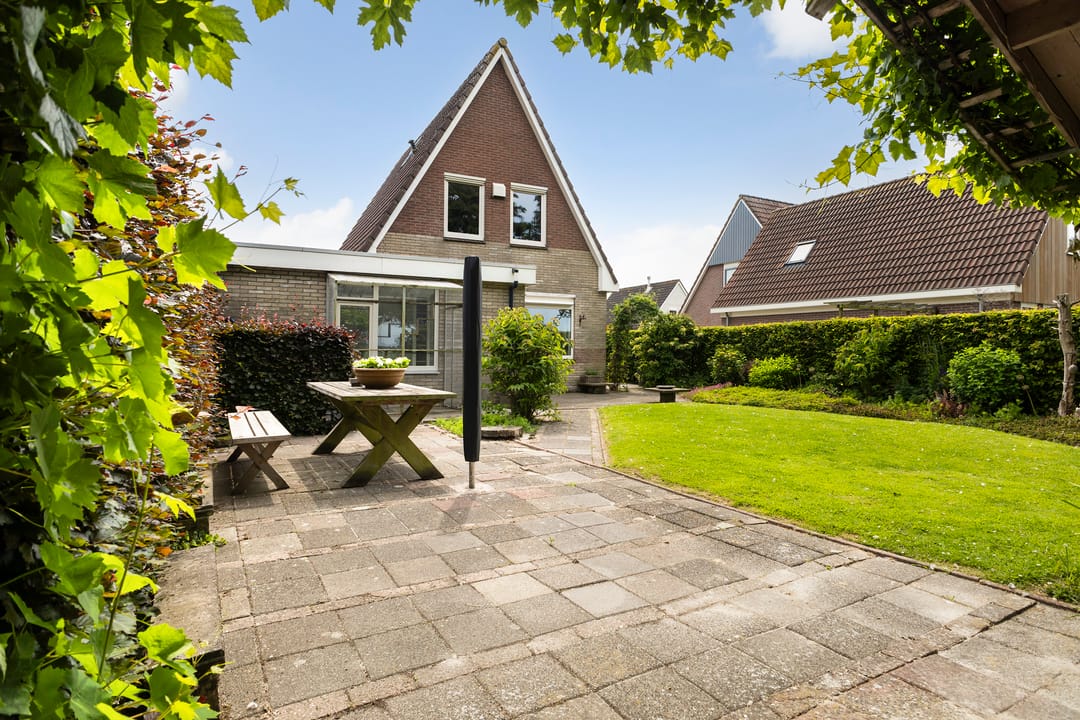 Photo 37 of Holwoartelstrjitte 10