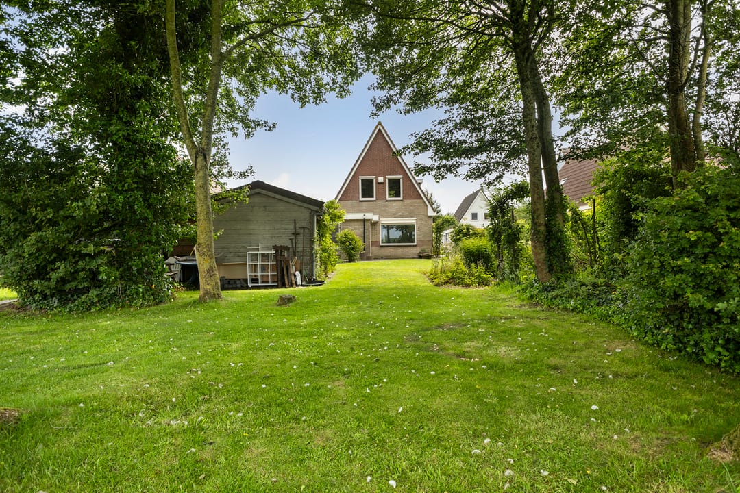 Photo 46 of Holwoartelstrjitte 10