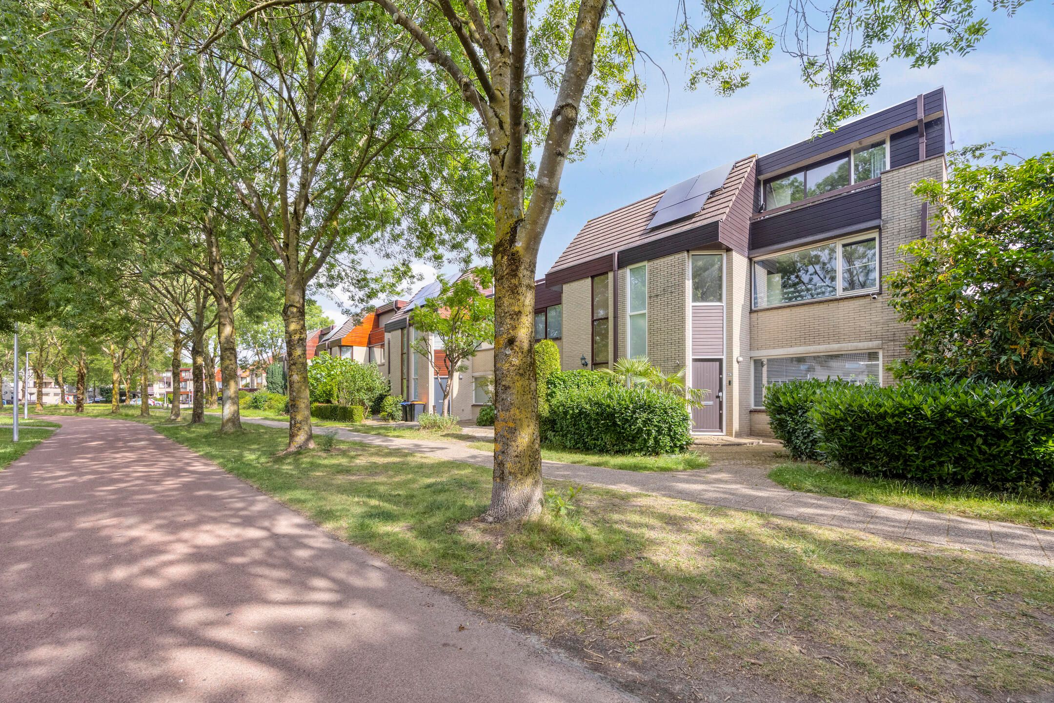 Foto 3 van Valkeniersborch 42