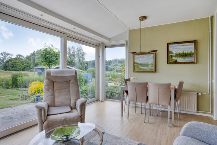 Photo 14 of Bisschopstraat 27