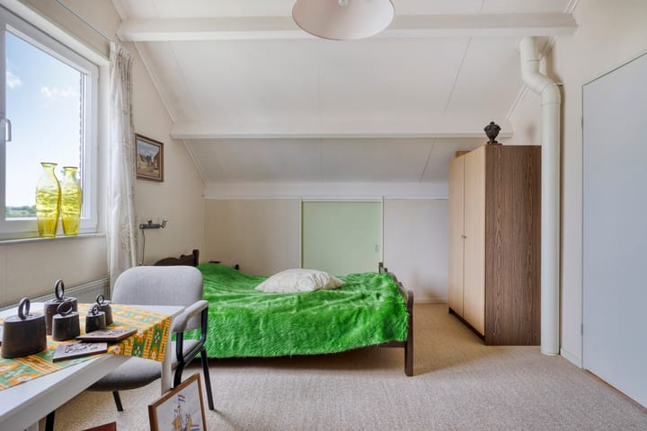 Photo 26 of Bisschopstraat 27