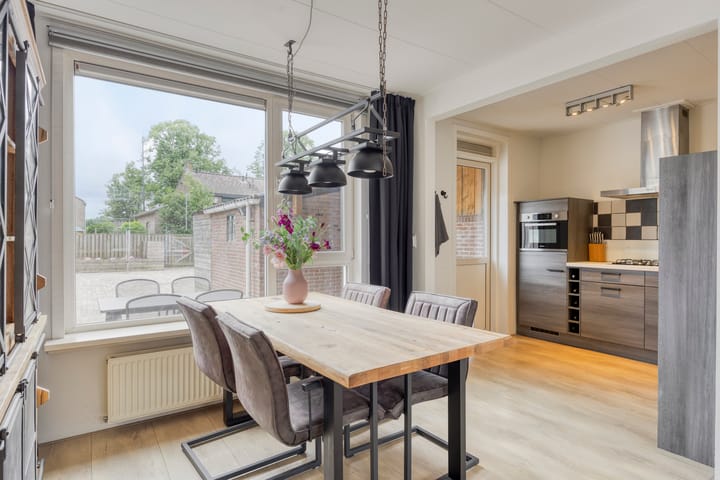 Foto 3 van Debussylaan 54