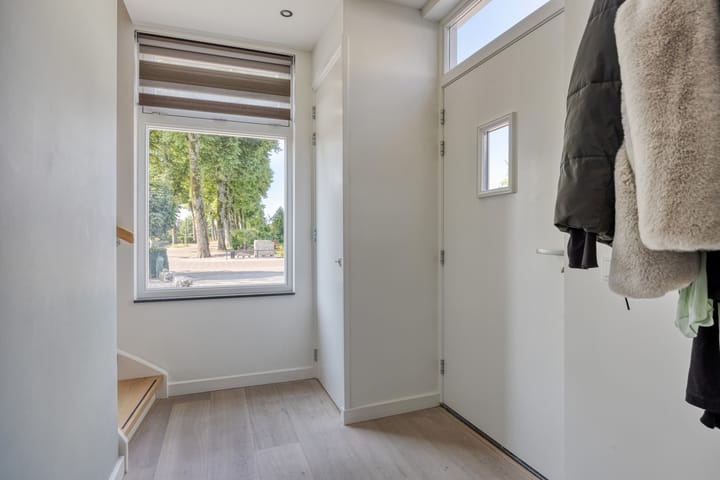 Foto 12 van Schoolstraat 16