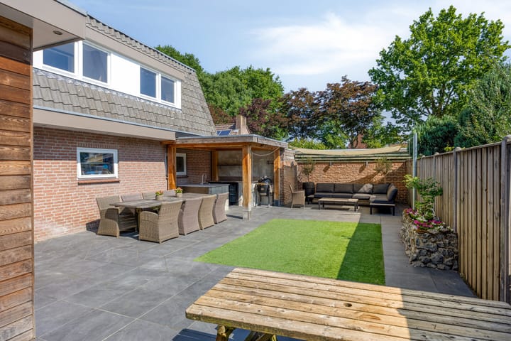 Foto 29 van Schoolstraat 16