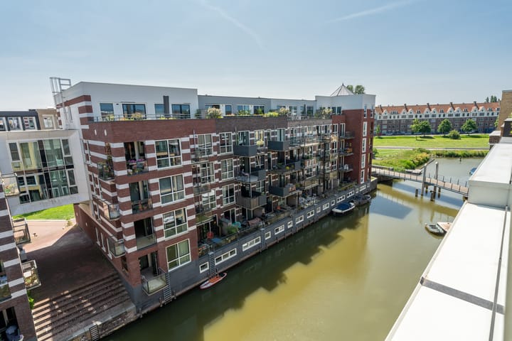 Foto 8 van Narva-eiland 84