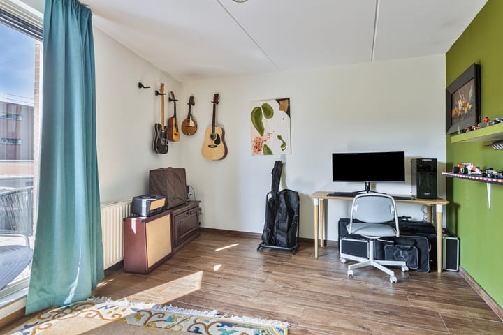 Foto 15 van De Regenboogstraat 37