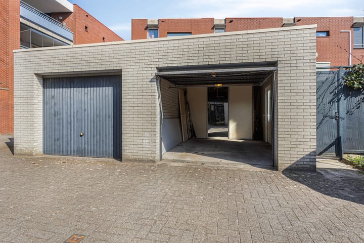 Foto 33 van De Regenboogstraat 37