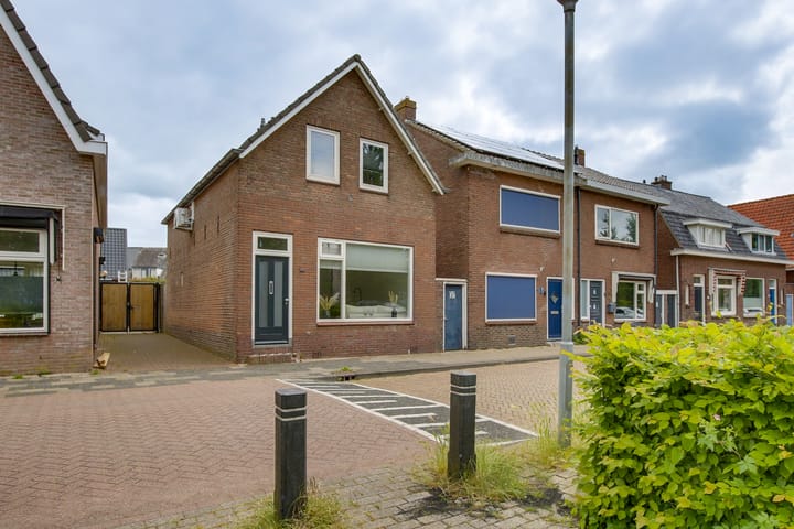 Foto 1 van Dorpstraat 24