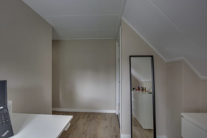 Foto 38 van Dorpstraat 24