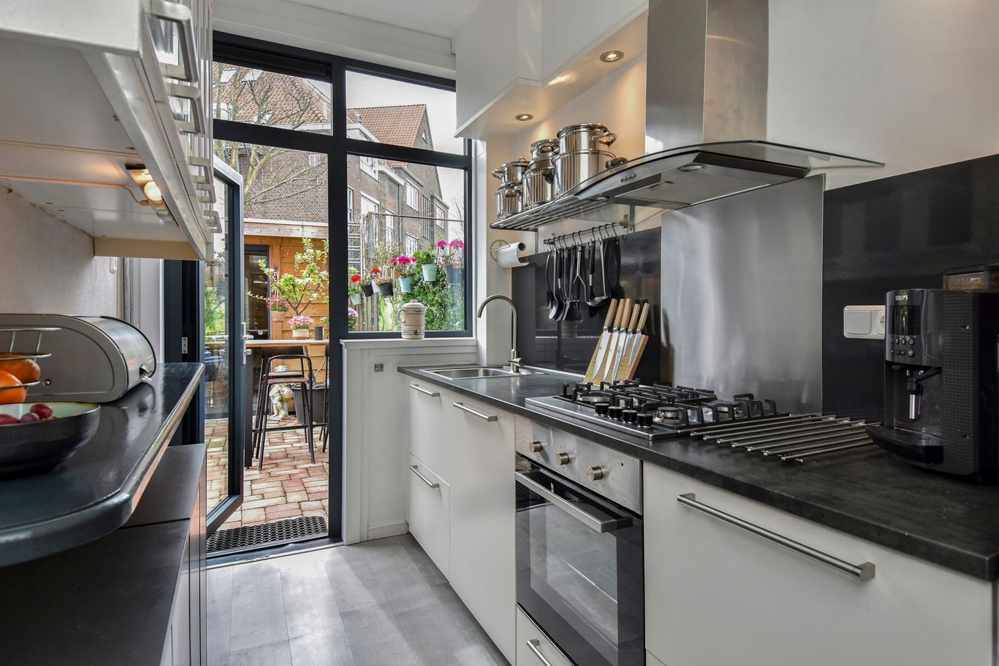 Foto 19 van Laurenburgstraat 16