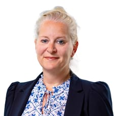 Donja Smitshuijzen-Ples - Commercial Employee