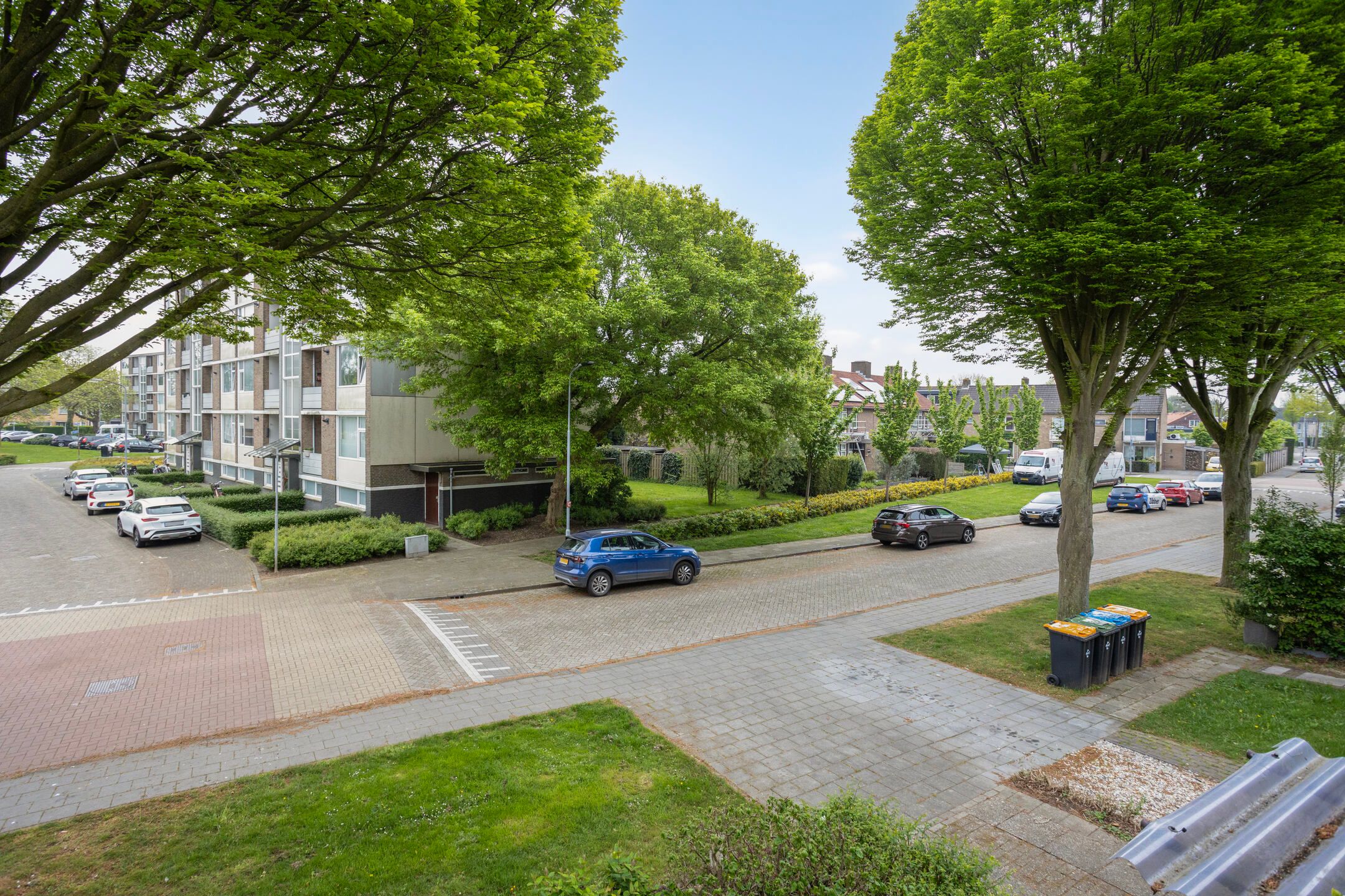 Foto 24 van Burgemeester Van Altenastraat 20