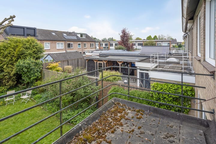 Foto 31 van Burgemeester Van Altenastraat 20