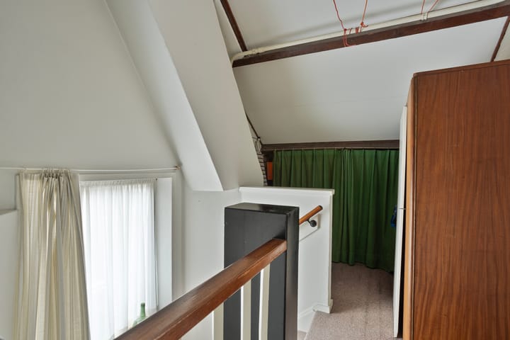 Foto 33 van Burgemeester Van Altenastraat 20