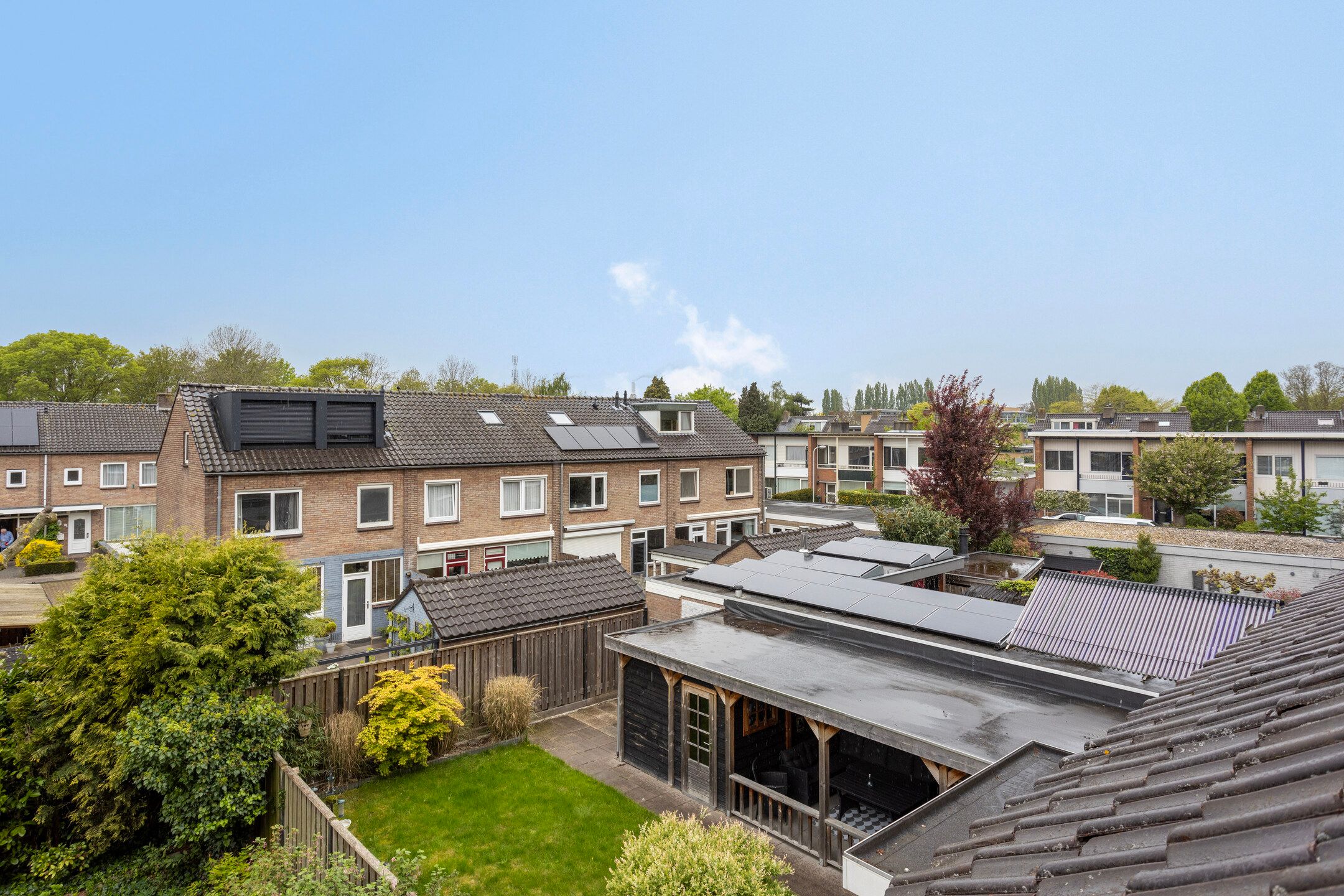 Foto 36 van Burgemeester Van Altenastraat 20