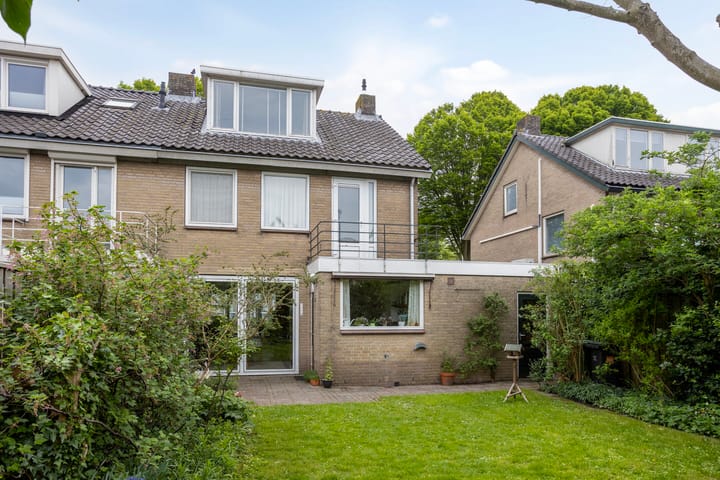 Foto 40 van Burgemeester Van Altenastraat 20