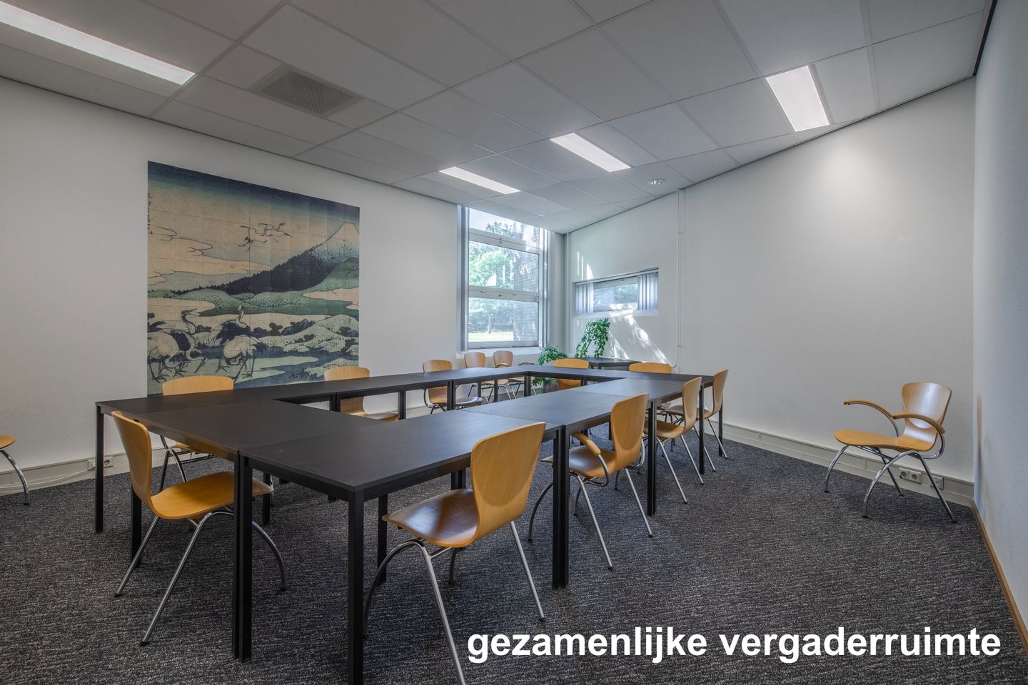 View photo 3 of Mr E.N. van Kleffensstraat 6