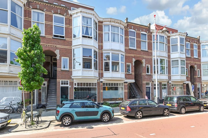 Foto 1 van De Constant Rebecquestraat 22