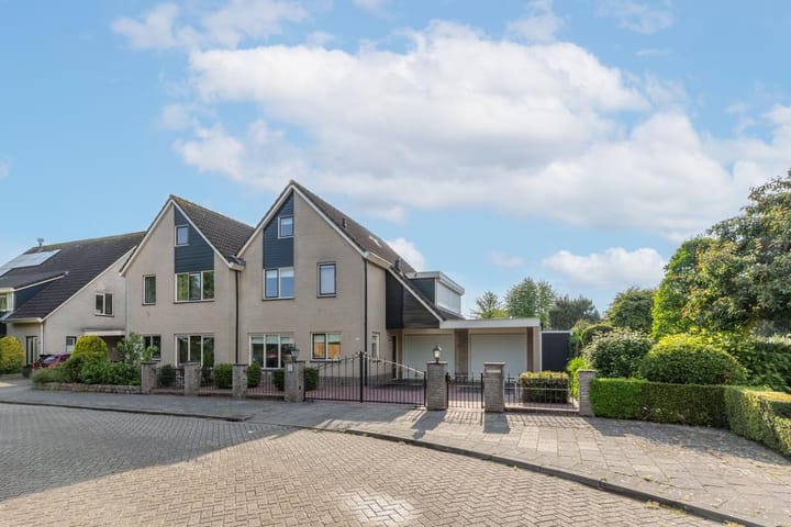 Foto 1 van Wezeboom 30