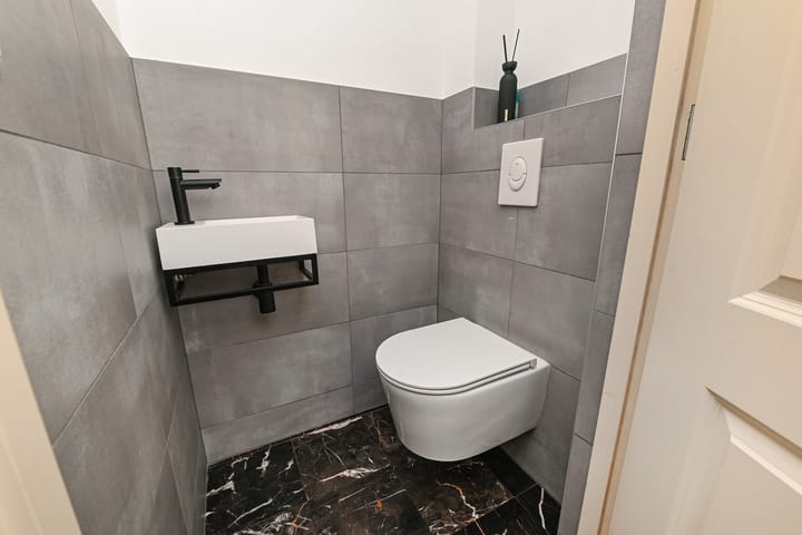 Foto 14 van De Constant Rebecquestraat 22