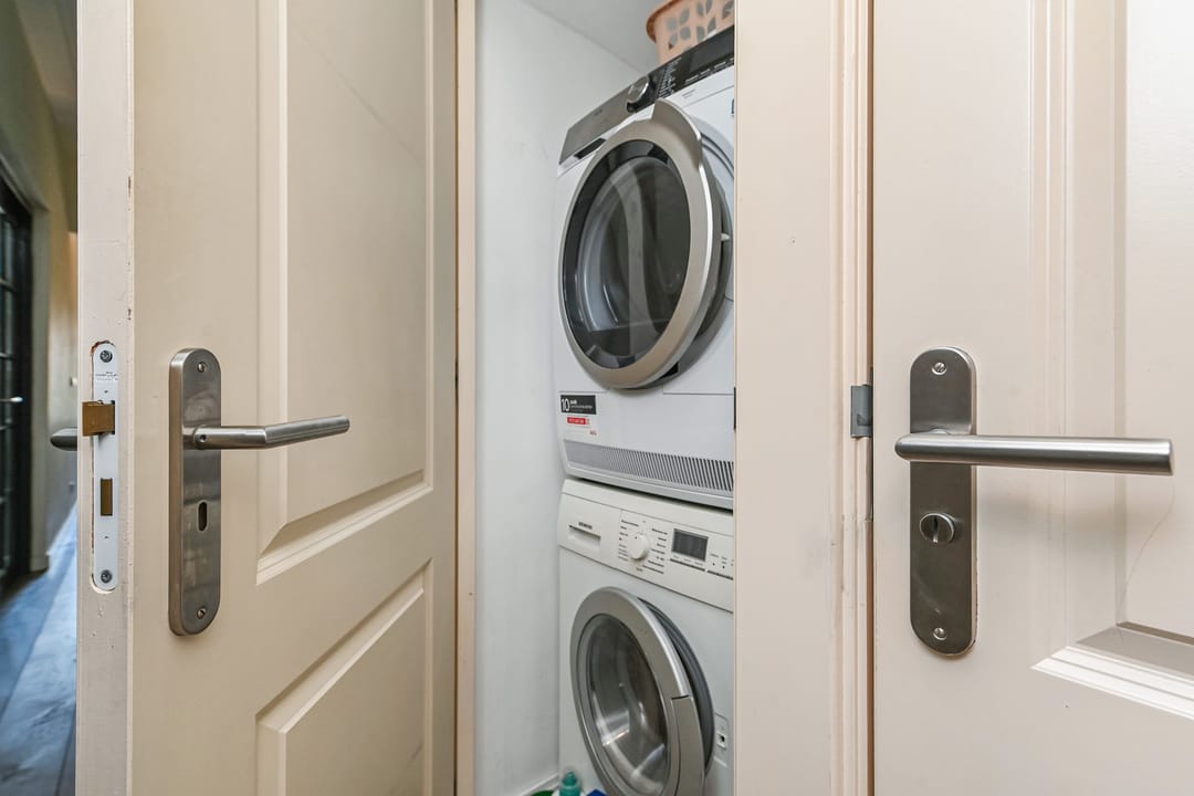 Photo 17 of De Constant Rebecquestraat 22