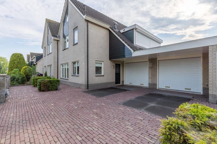 Foto 55 van Wezeboom 30