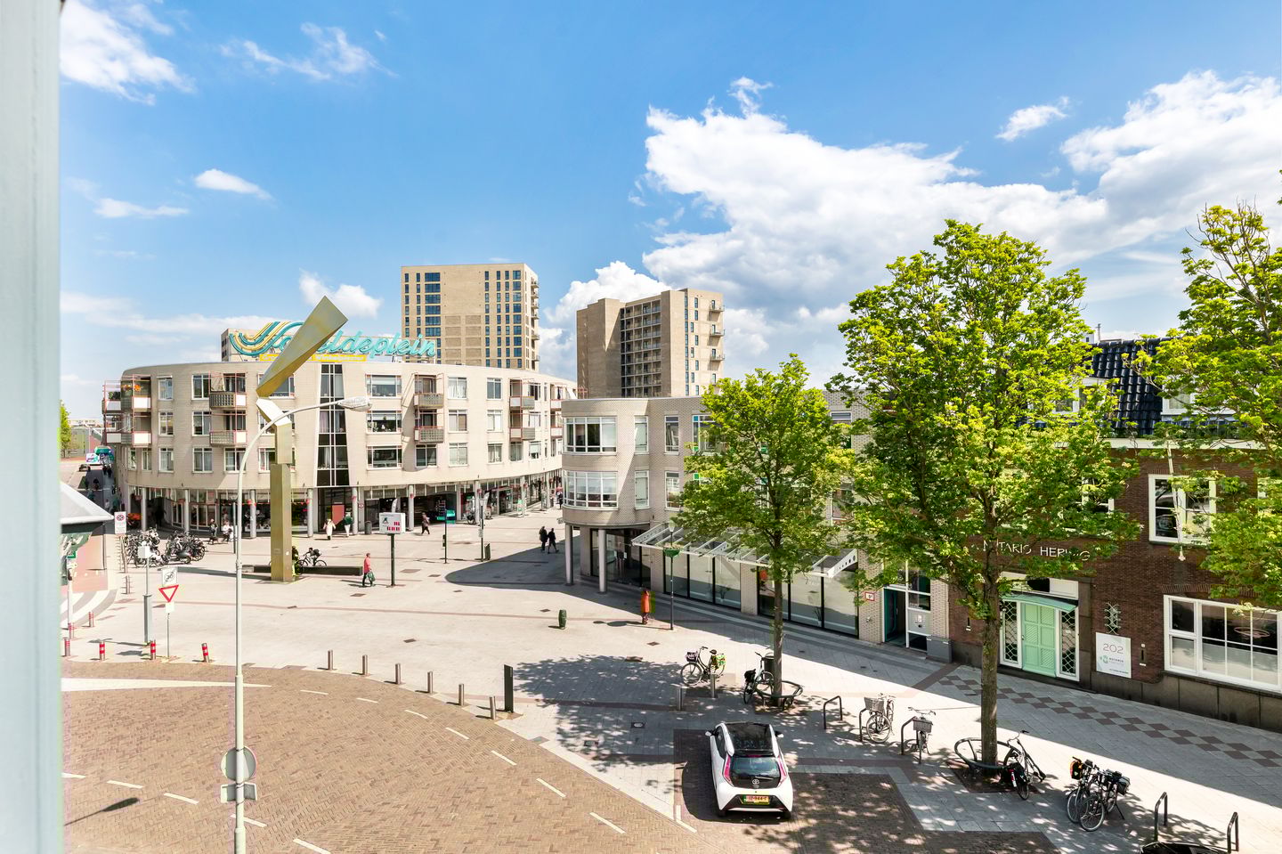 Foto 10 van Coosje Buskenstraat 157