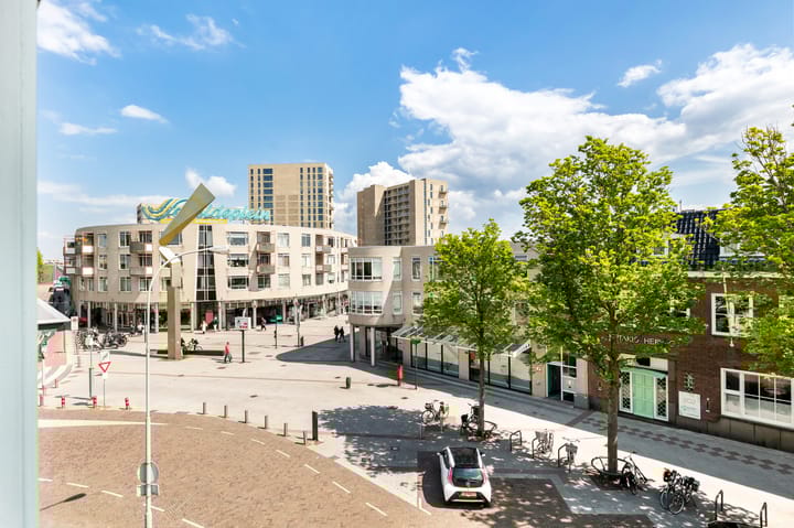 Photo 10 of Coosje Buskenstraat 157