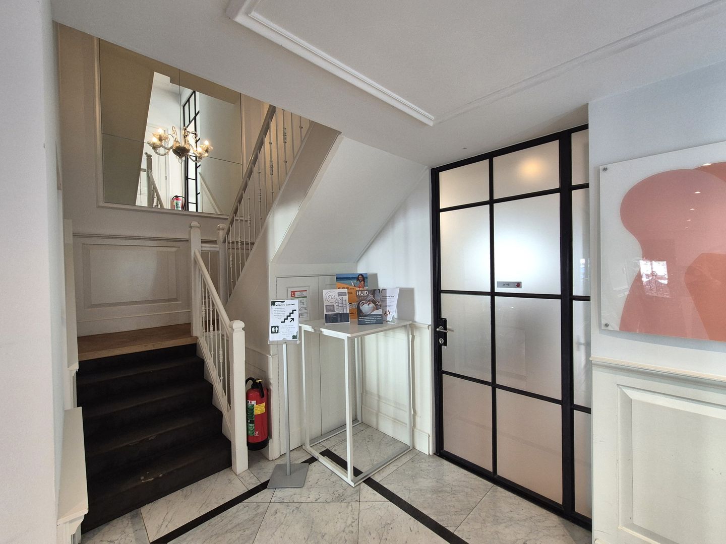 View photo 5 of Laan Copes van Cattenburch 73