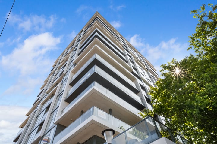 Photo 2 of Stationsplein 6-F8