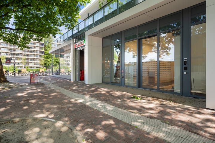 Photo 5 of Stationsplein 6-F8