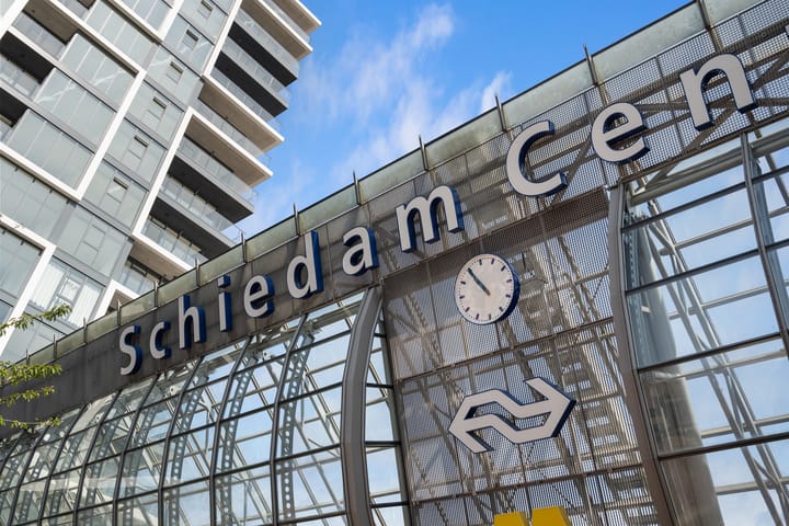 Photo 9 of Stationsplein 6-F8