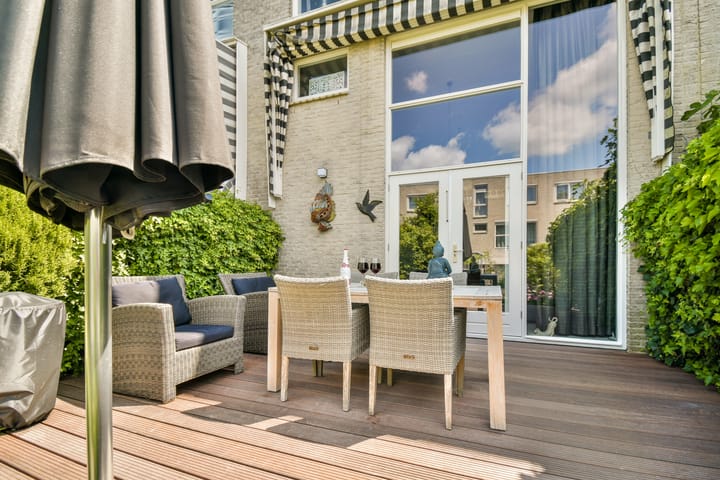 Photo 13 of Jan Meertensstraat 42