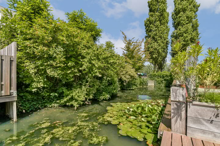 Photo 15 of Jan Meertensstraat 42