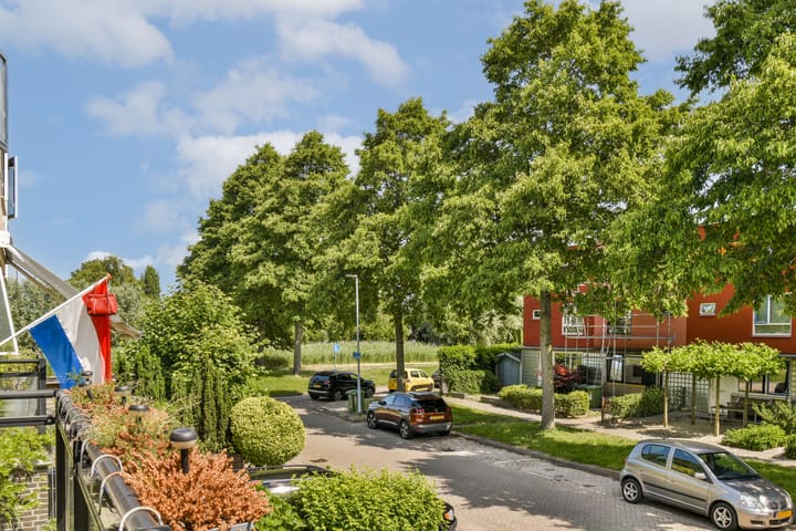 Photo 19 of Jan Meertensstraat 42